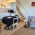 Apartment Cosy A Avec Parking Prive - Fr-1-584-392